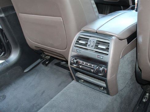 Used 2013 BMW 750Li xDrive AWD/4WD image 13