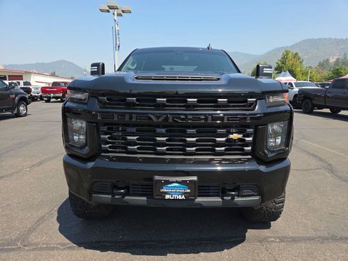 Used 2022 Chevrolet Silverado 2500 Custom w/ Custom Value Package AWD/4WD image 14