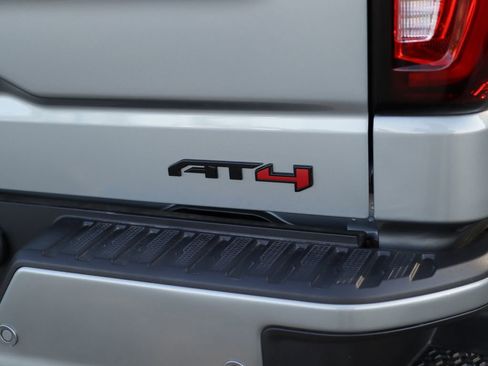 Used 2026 GMC Sierra 1500 AT4 w/ Technology Package AWD/4WD image 37