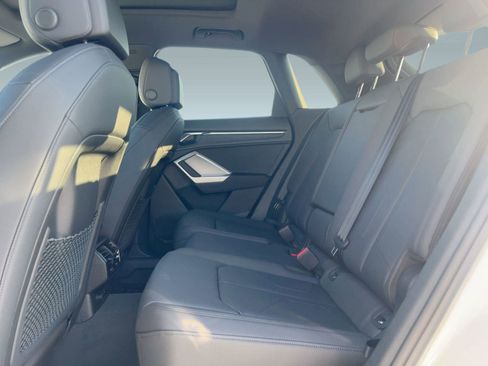 New 2025 Audi Q3 2.0T Premium image 15