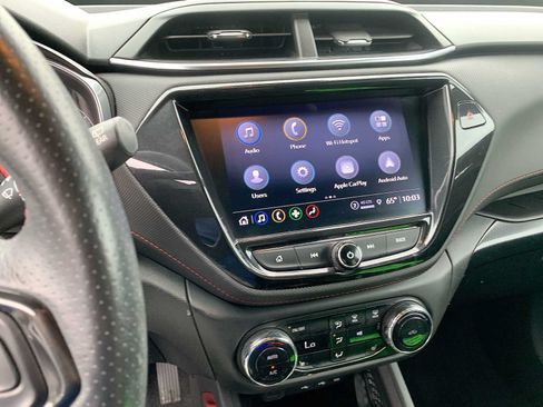 Certified 2021 Chevrolet TrailBlazer RS w/ Technology Package FWD image 13
