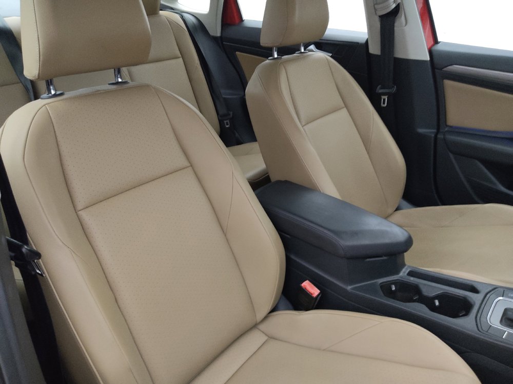 Used 2020 Volkswagen Jetta SEL FWD image 21
