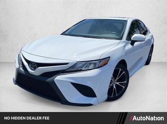 Used 2020 Toyota Camry SE w/ Audio Package FWD video 1