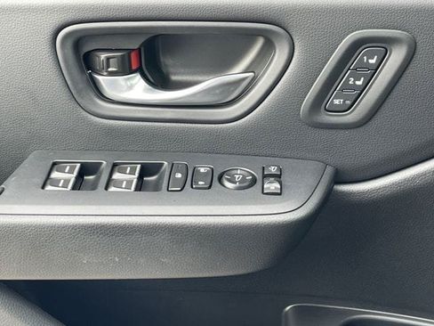 Certified 2025 Honda Pilot TrailSport image 25