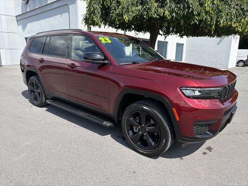 Certified 2023 Jeep Grand Cherokee L Laredo AWD/4WD image 1