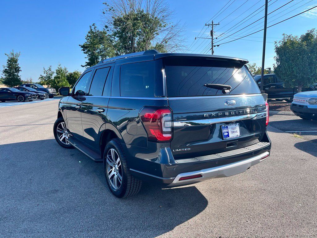 Used 2024 Ford Expedition Limited RWD image 4
