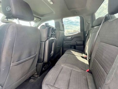 Used 2024 Chevrolet Silverado 1500 Custom image 10