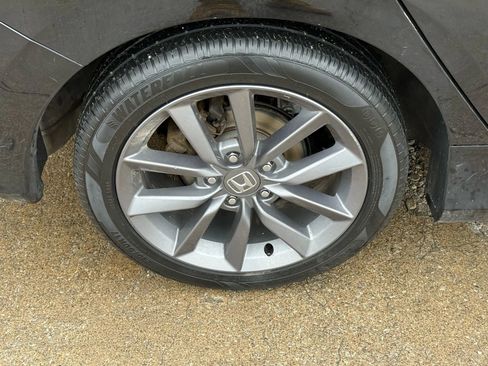 Used 2019 Honda Civic EX image 46