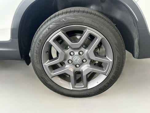 Used 2023 Honda Passport EX-L image 11