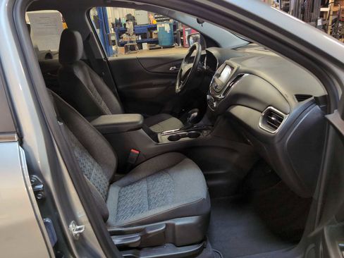 Used 2023 Chevrolet Equinox LT image 26