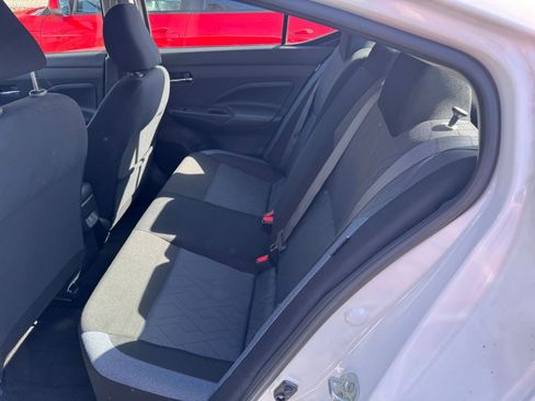 Used 2025 Nissan Versa SV image 21