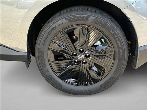 Used 2025 Nissan Murano SV AWD/4WD image 9
