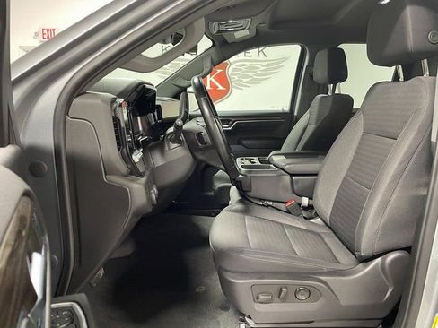 Used 2023 Chevrolet Silverado 1500 LT AWD/4WD image 11