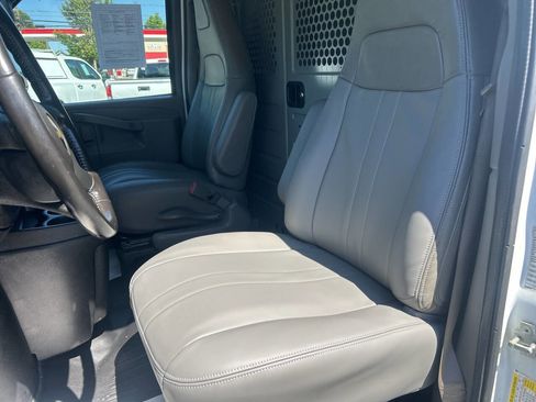 Used 2020 Chevrolet Express 2500 w/ Safety Package RWD image 11