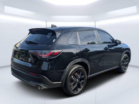 Used 2024 Honda HR-V Sport image 3