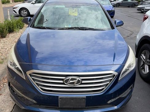 Used 2015 Hyundai Sonata SE FWD image 1