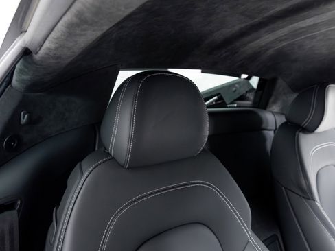 Used 2015 Audi R8 Competition image 38