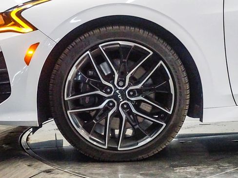 Used 2024 Kia K5 GT w/ GT1 Package image 9
