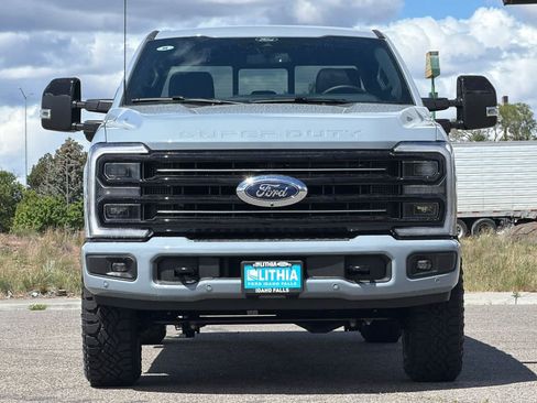 Used 2026 Ford F350 Platinum w/ Tremor Off-Road Package AWD/4WD image 10