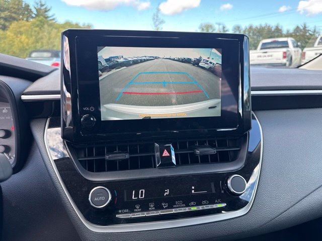 Used 2025 Toyota Corolla LE FWD image 28