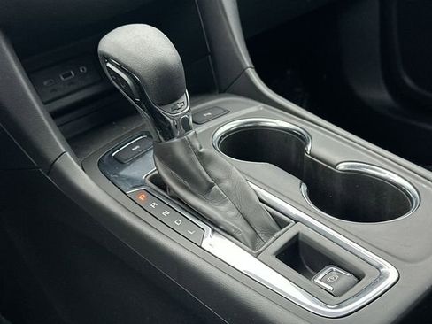 Used 2023 Chevrolet Equinox LT image 22