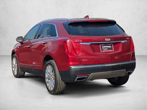 Used 2018 Cadillac XT5 Platinum w/ Driver Assist Package image 8