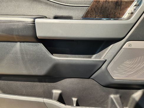 Used 2023 Ford F150 Lariat image 26