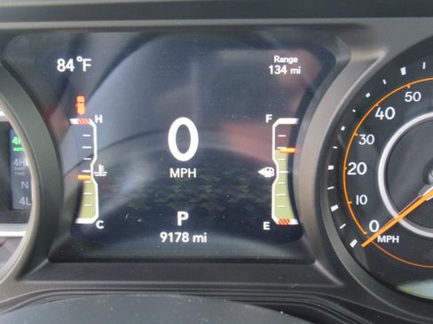 Used 2024 Jeep Wrangler Unlimited Rubicon 392 AWD/4WD image 30