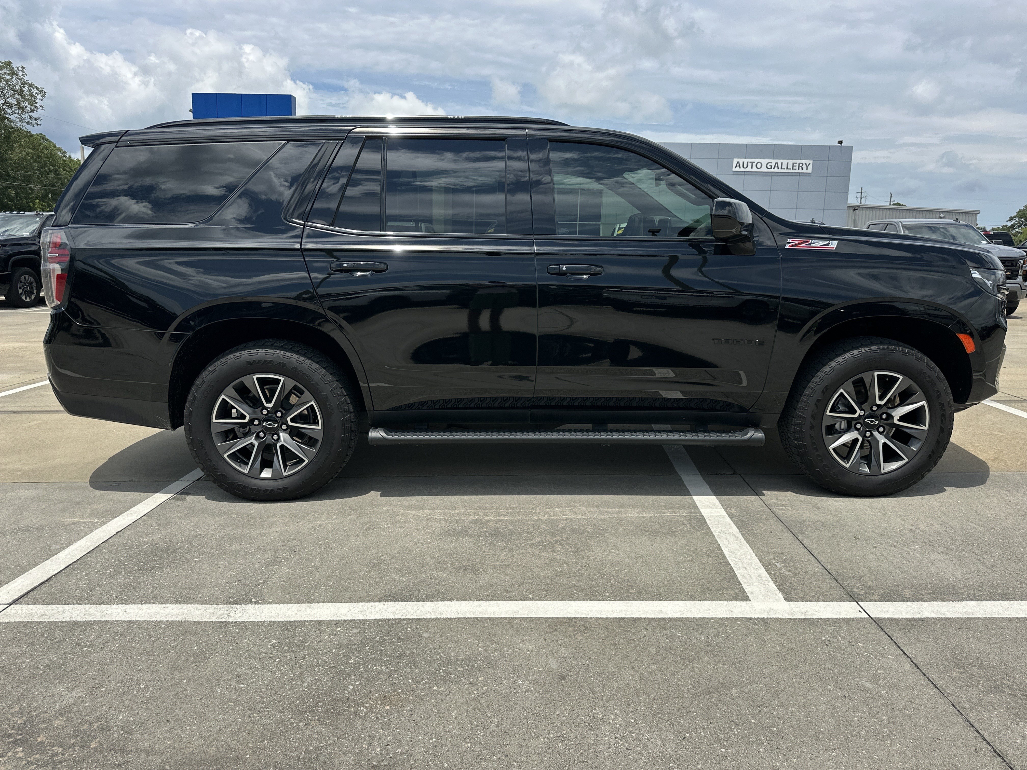 Certified 2023 Chevrolet Tahoe Z71 AWD/4WD image 4