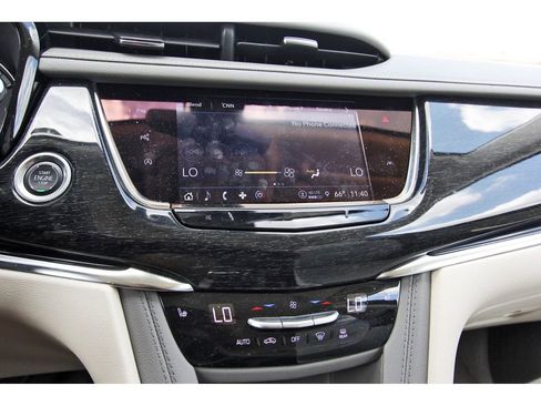 Used 2022 Cadillac XT6 Premium Luxury w/ Technology Package image 22