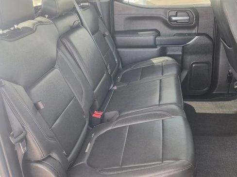 Used 2021 GMC Sierra 1500 SLT AWD/4WD image 19