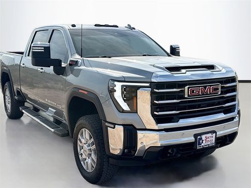 Used 2024 GMC Sierra 2500 SLT w/ SLT Premium Package image 3