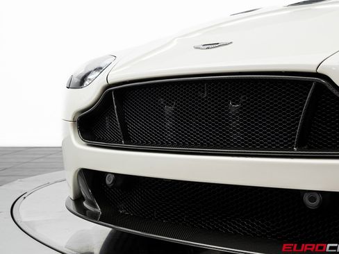 Used 2017 Aston Martin V12 Vantage S image 15