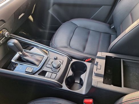 Used 2023 MAZDA CX-5 Carbon Edition image 26