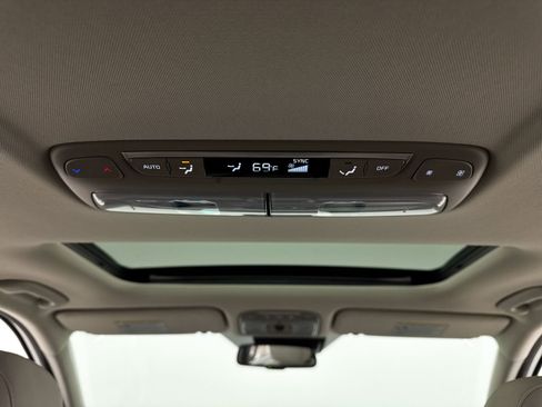 Used 2020 Kia Telluride EX w/ EX Premium Package image 33