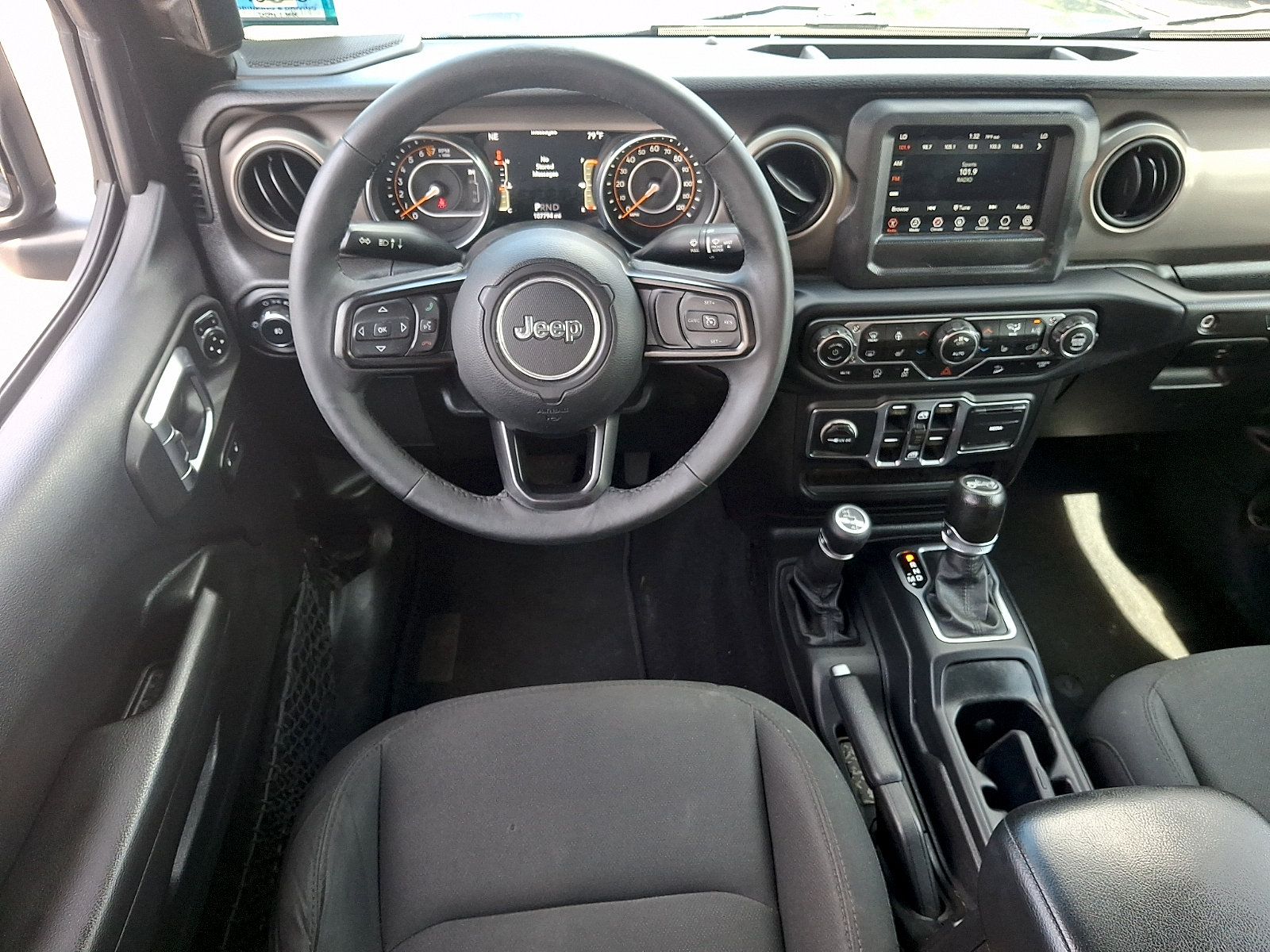 Used 2018 Jeep Wrangler Unlimited Sport S AWD/4WD image 11