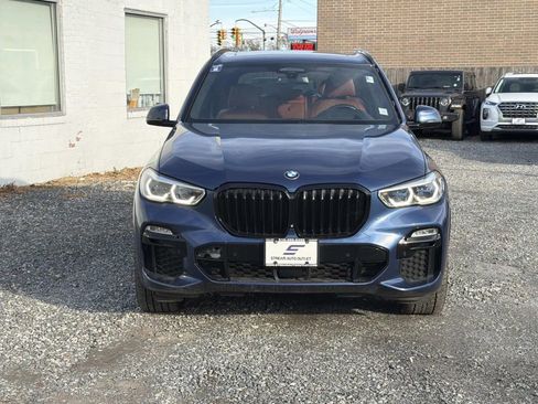 Used 2021 BMW X5 M50i w/ Executive Package image 2