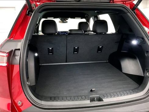 Used 2026 Chevrolet Equinox ACTIV w/ Convenience Package III FWD image 40