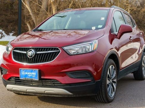 Used 2022 Buick Encore Preferred w/ Safety Package image 2