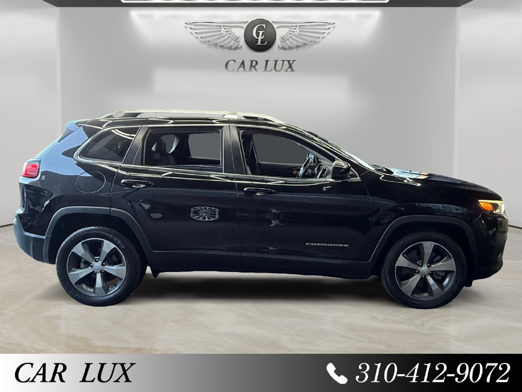Used 2019 Jeep Cherokee Limited FWD image 6
