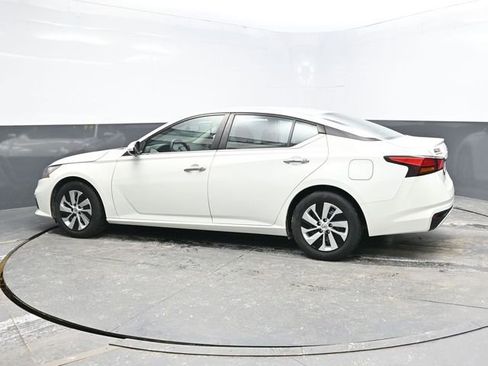 Used 2021 Nissan Altima 2.5 S image 4
