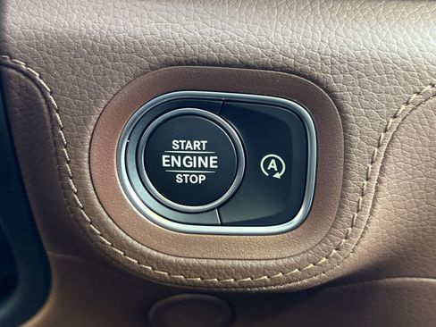 New 2026 Mercedes-Benz GLE 450 4MATIC image 32