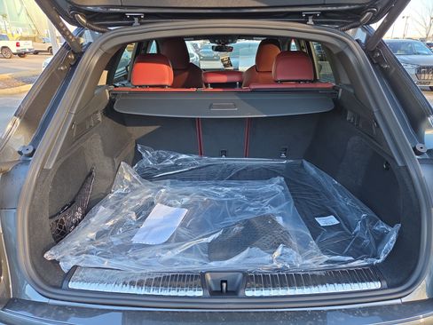 New 2025 Audi SQ5 Premium Plus image 8