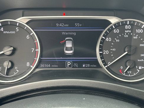 Used 2024 Nissan Sentra SR w/ Lighting Package FWD image 26