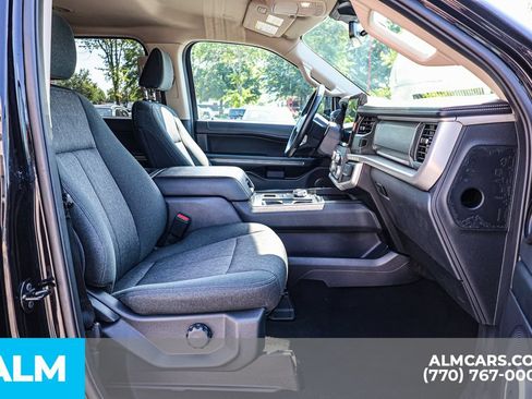 Used 2024 Ford Expedition XLT RWD image 21