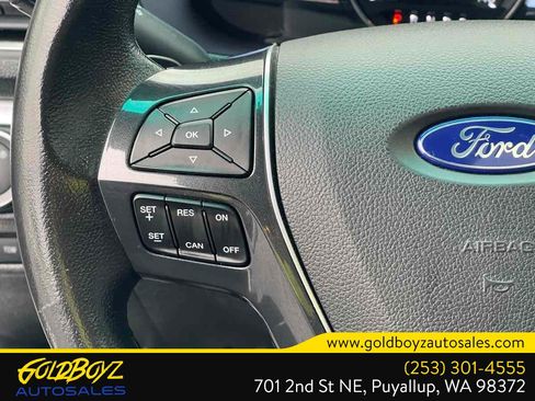 Used 2017 Ford Explorer Limited w/ Equipment Group 301A AWD/4WD image 20