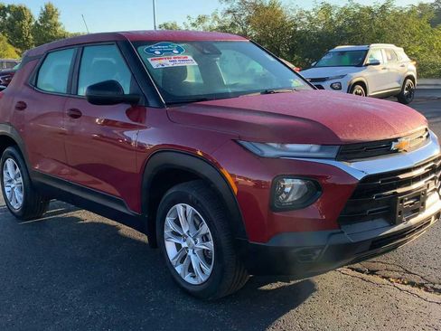 Certified 2021 Chevrolet TrailBlazer LS image 2