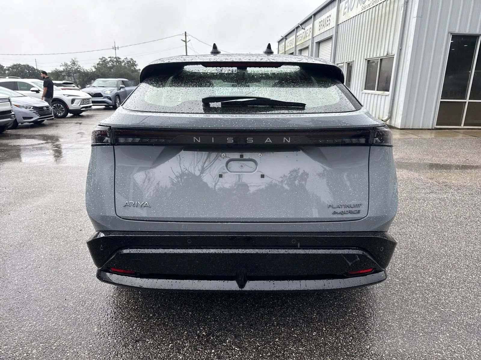 Used 2023 Nissan Ariya AWD/4WD image 9