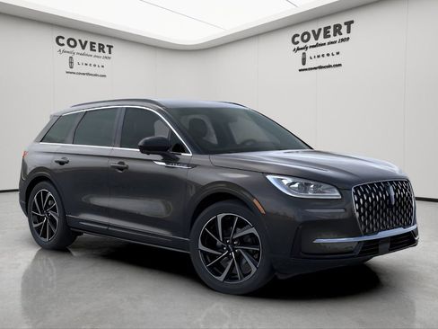 New 2025 Lincoln Corsair Grand Touring image 7