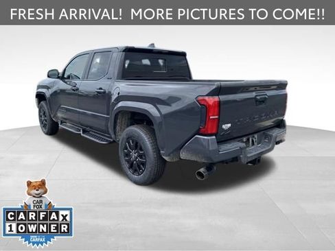 Certified 2024 Toyota Tacoma SR5 AWD/4WD image 7